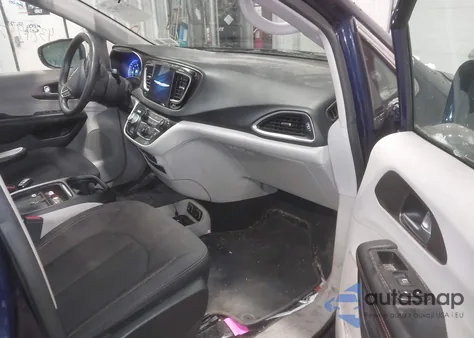 2018 Chrysler Pacifica Touring Plus from USA, damaged, VIN 2C4RC1FG8JR257536